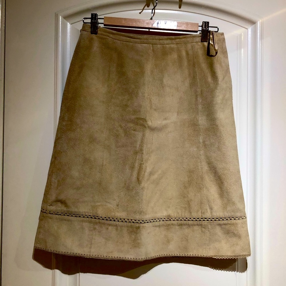 Suede leather Butter soft Tan A line skirt, fully lined. Just gorgeous!